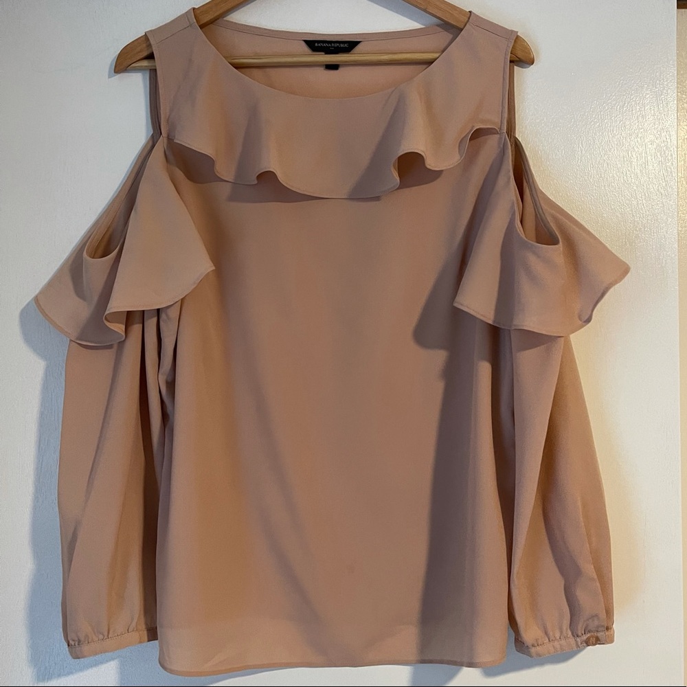Banana Republic. Blouse